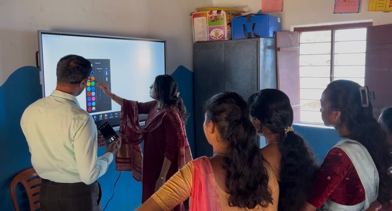 Nitek interactive flat panel installed in government school GHPS Mortu, Kundapura, Karnataka